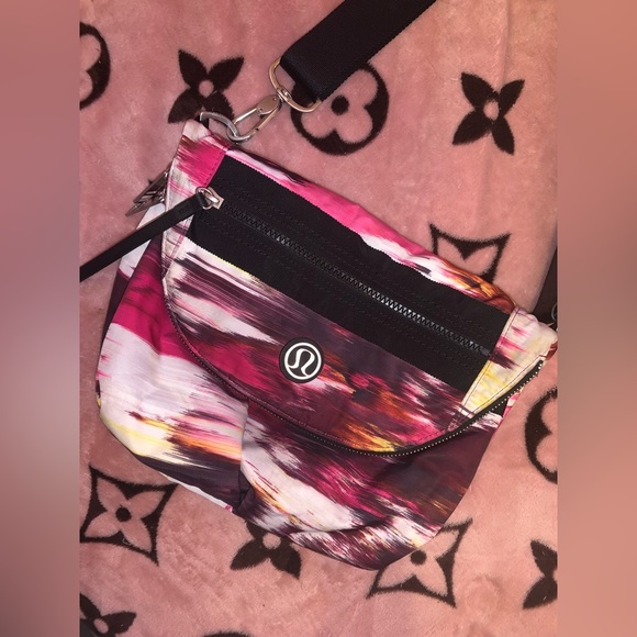 Lululemon bag - Picture 1 of 3